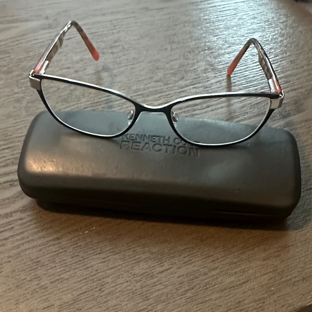 Kenneth Cole Reaction Black and Silver Glasses